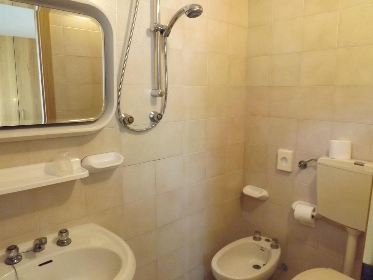 Hotel Villa Cesira Bellaria-Igea Marina Rum bild