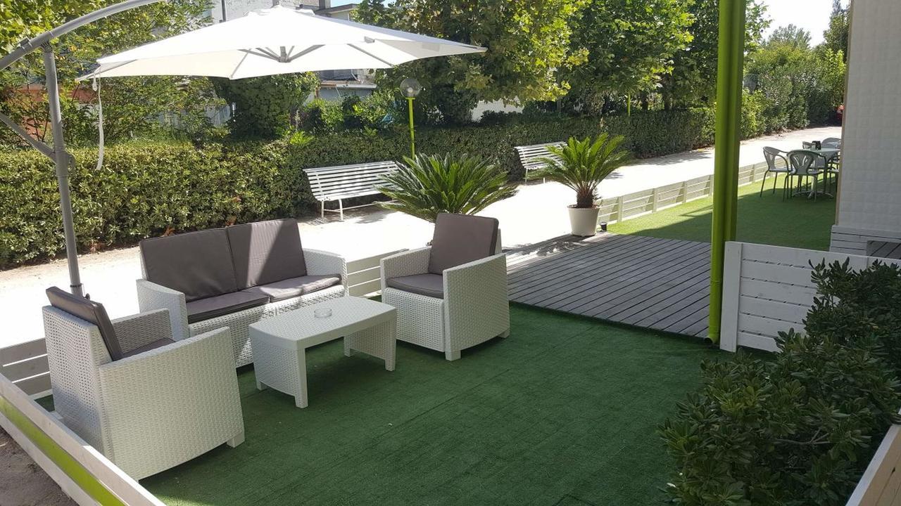 Hotel Villa Cesira Bellaria-Igea Marina Exteriör bild