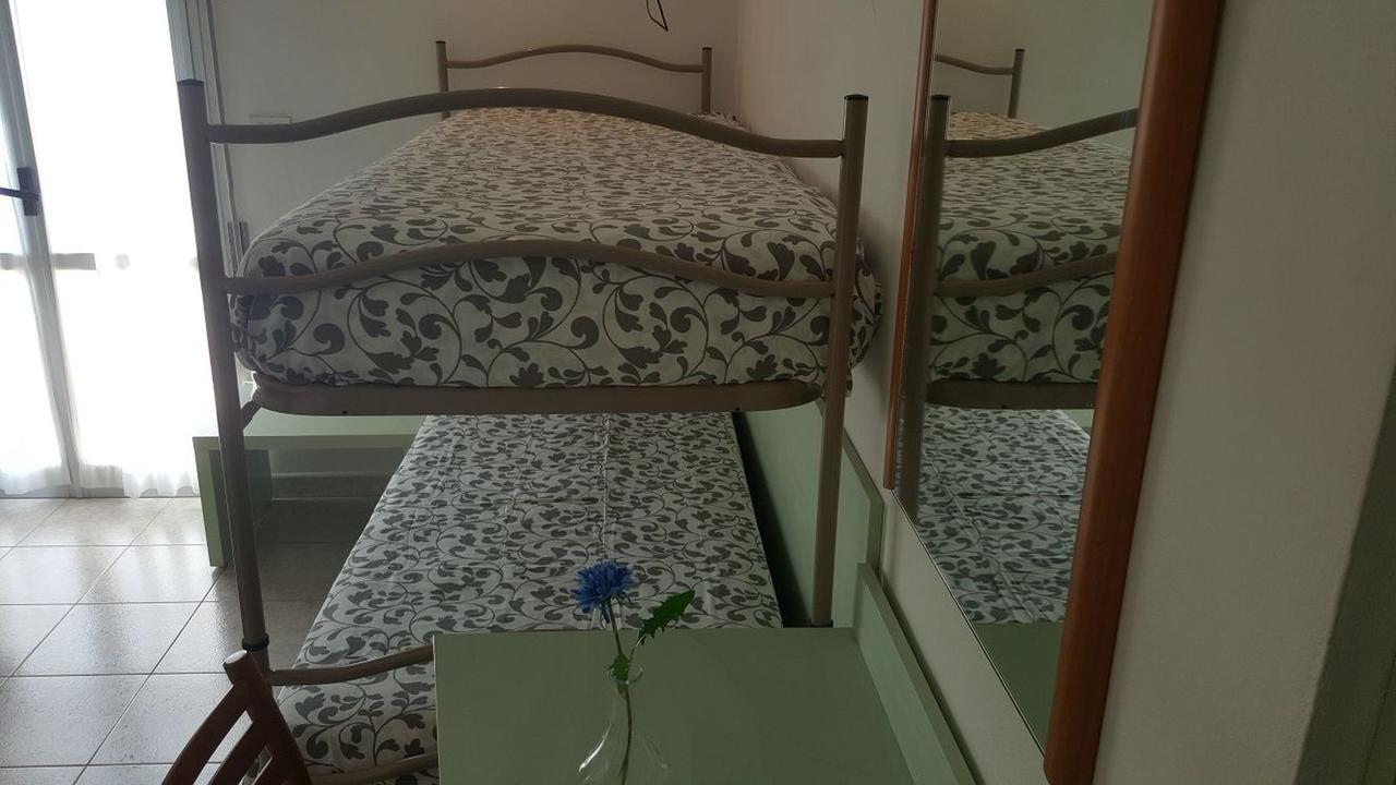 Hotel Villa Cesira Bellaria-Igea Marina Rum bild